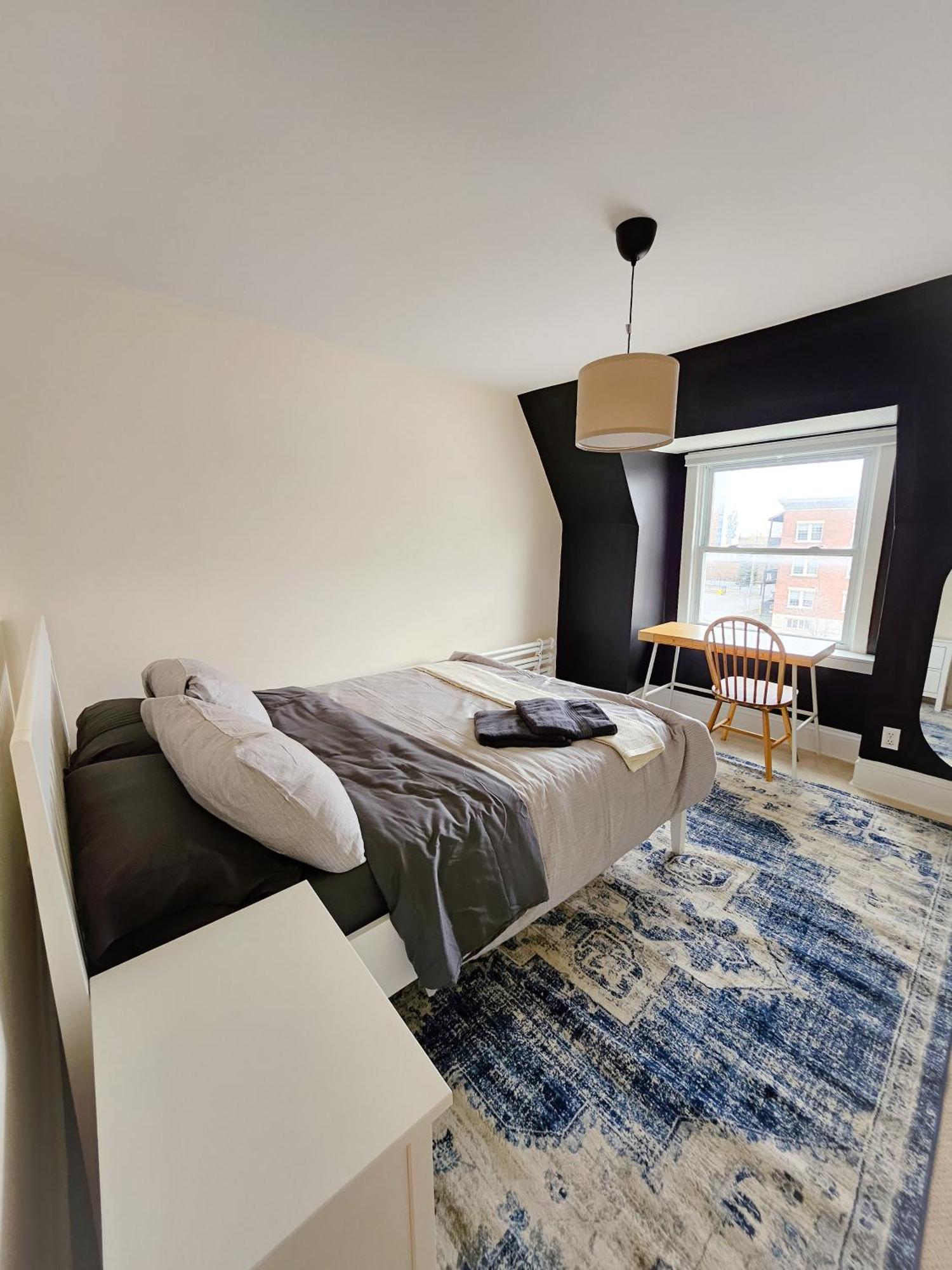 Ottawa Downtown Cozy Guesthouse מראה חיצוני תמונה