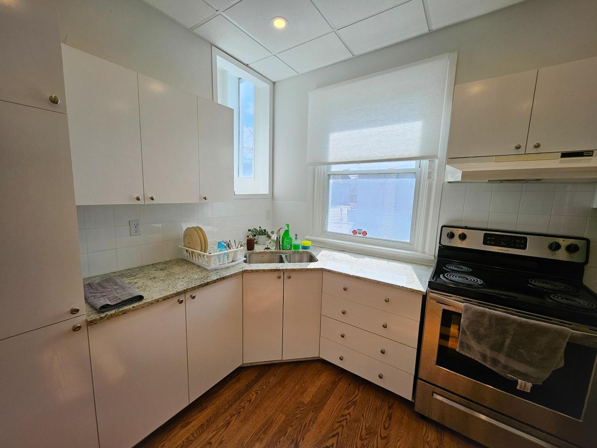 Ottawa Downtown Cozy Guesthouse מראה חיצוני תמונה