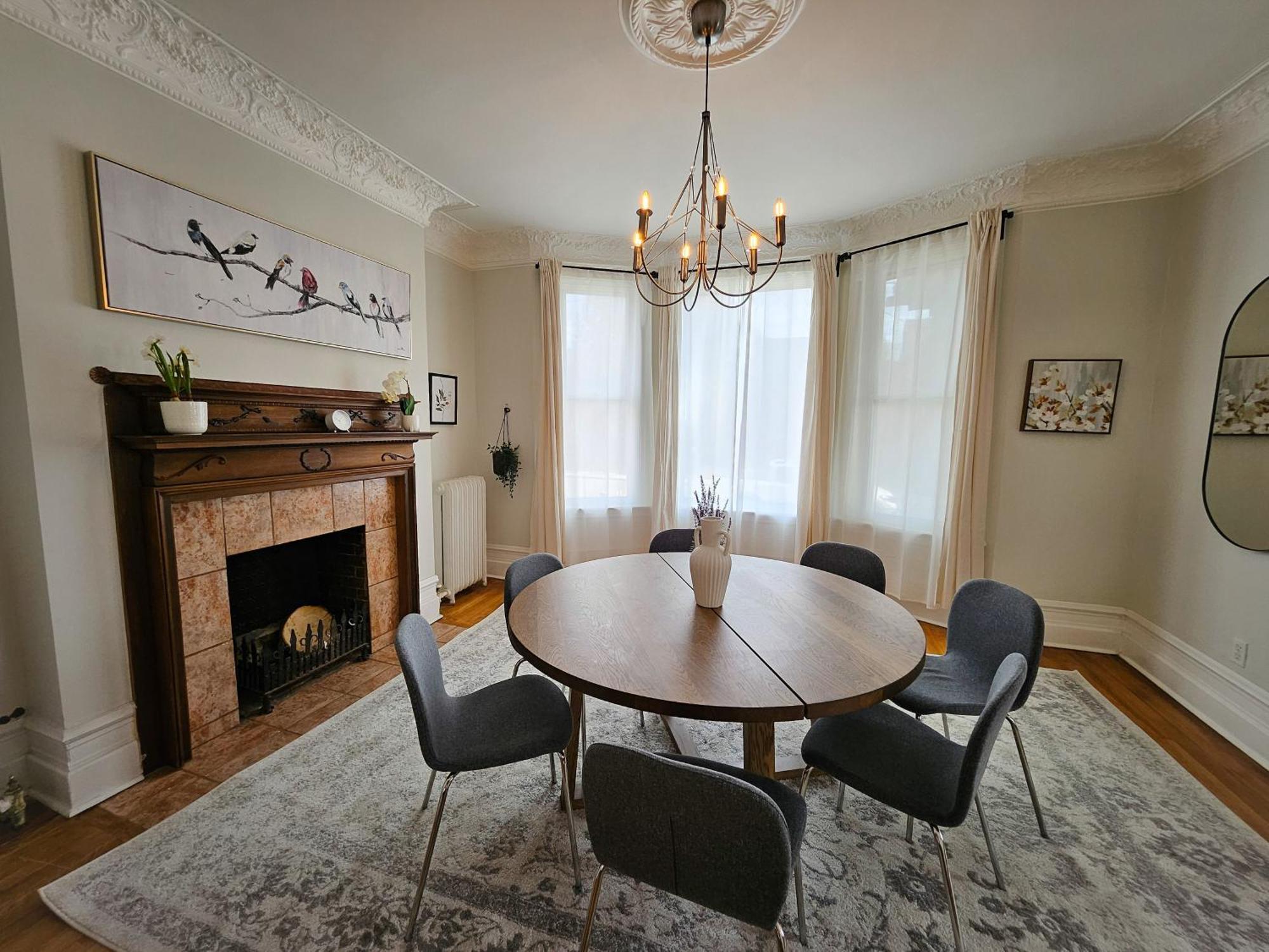 Ottawa Downtown Cozy Guesthouse מראה חיצוני תמונה