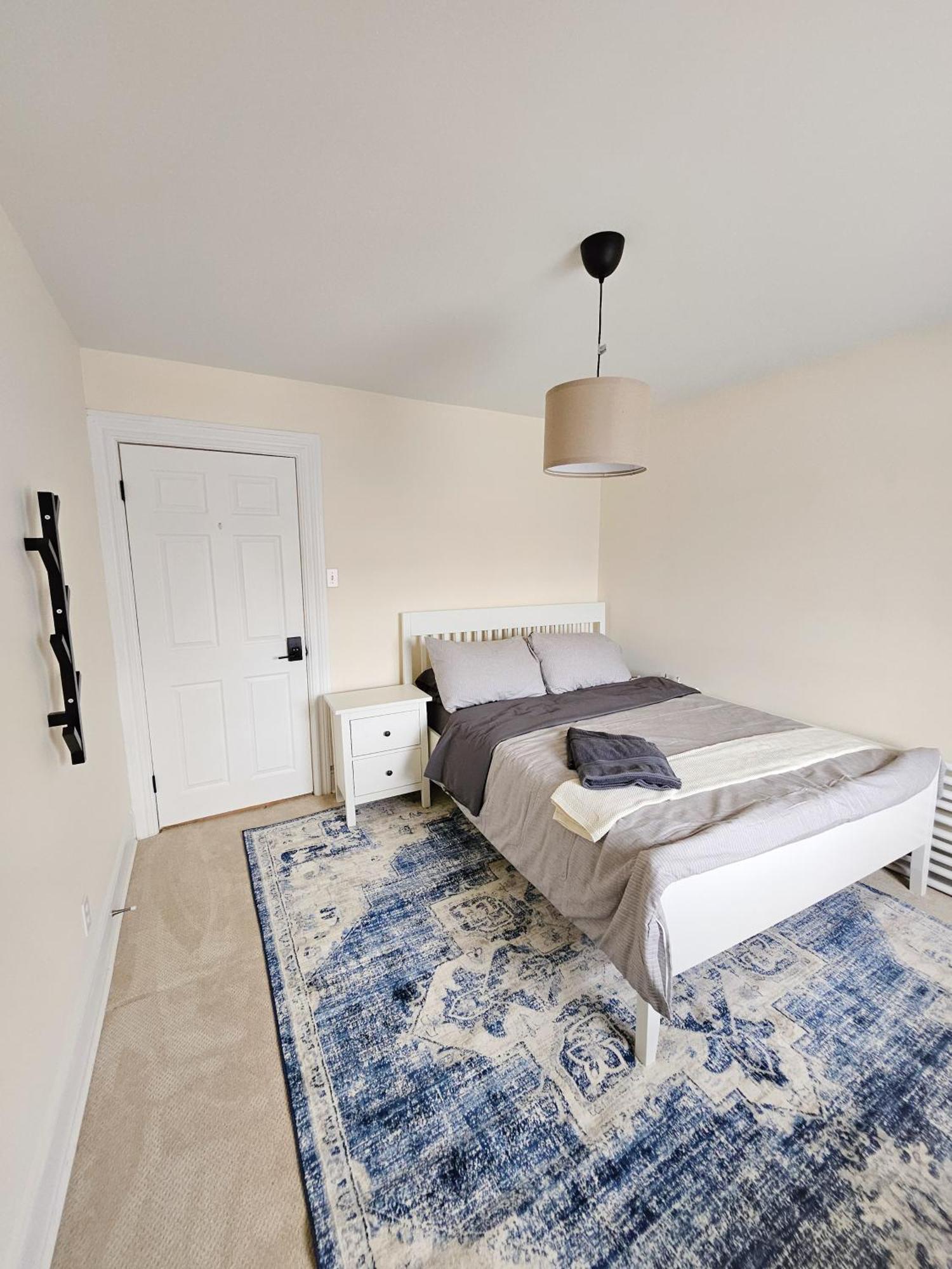 Ottawa Downtown Cozy Guesthouse מראה חיצוני תמונה