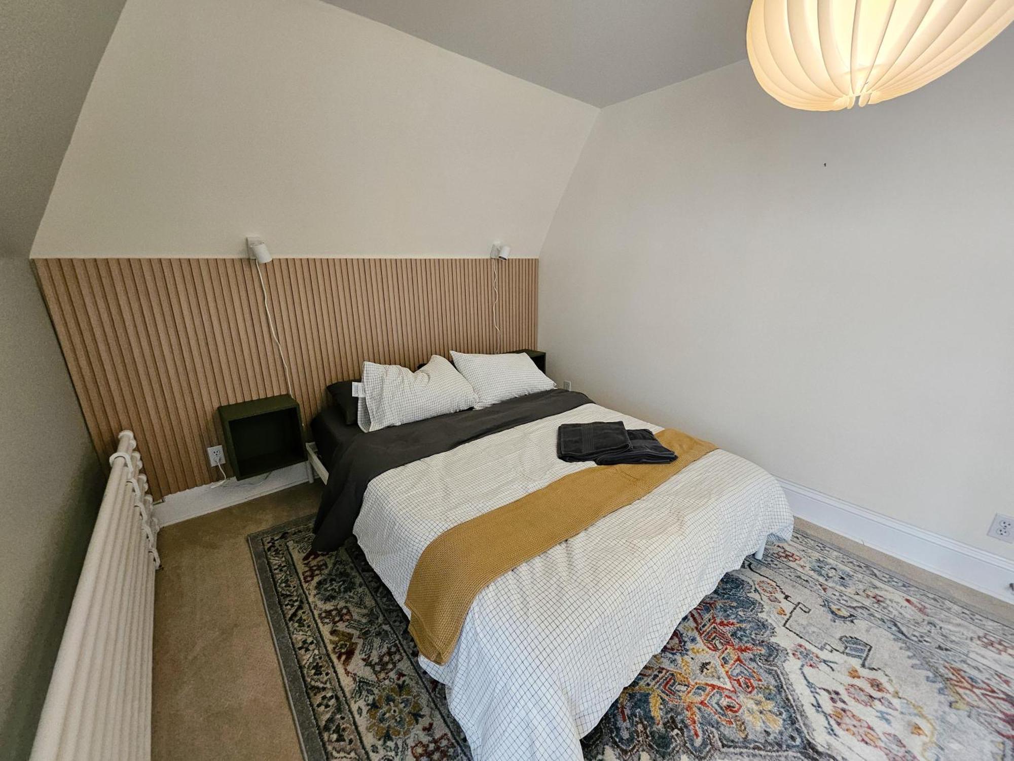 Ottawa Downtown Cozy Guesthouse מראה חיצוני תמונה